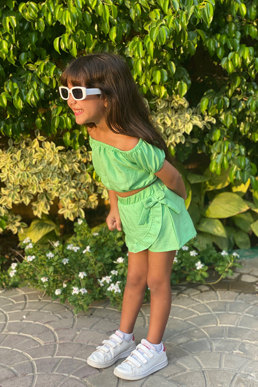 Girls matching set: t-shirt and skirt - Ketan - Green apple