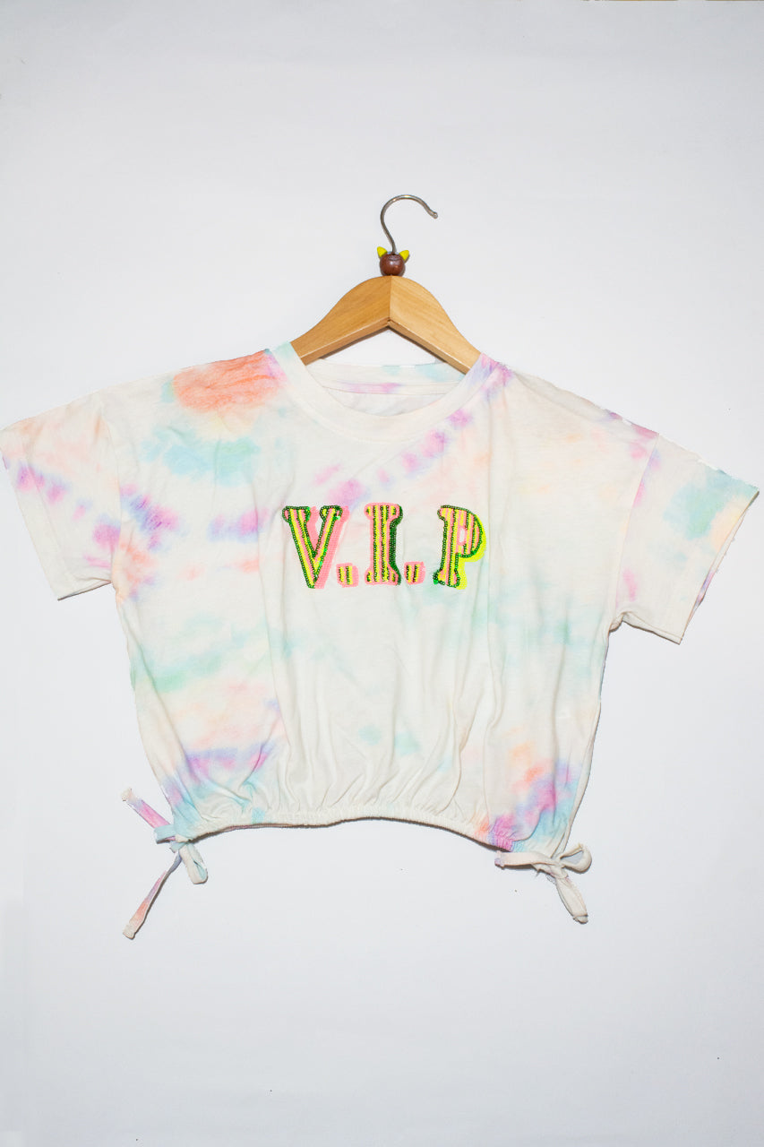 Girls crop t-shirt with vip printed -in front of