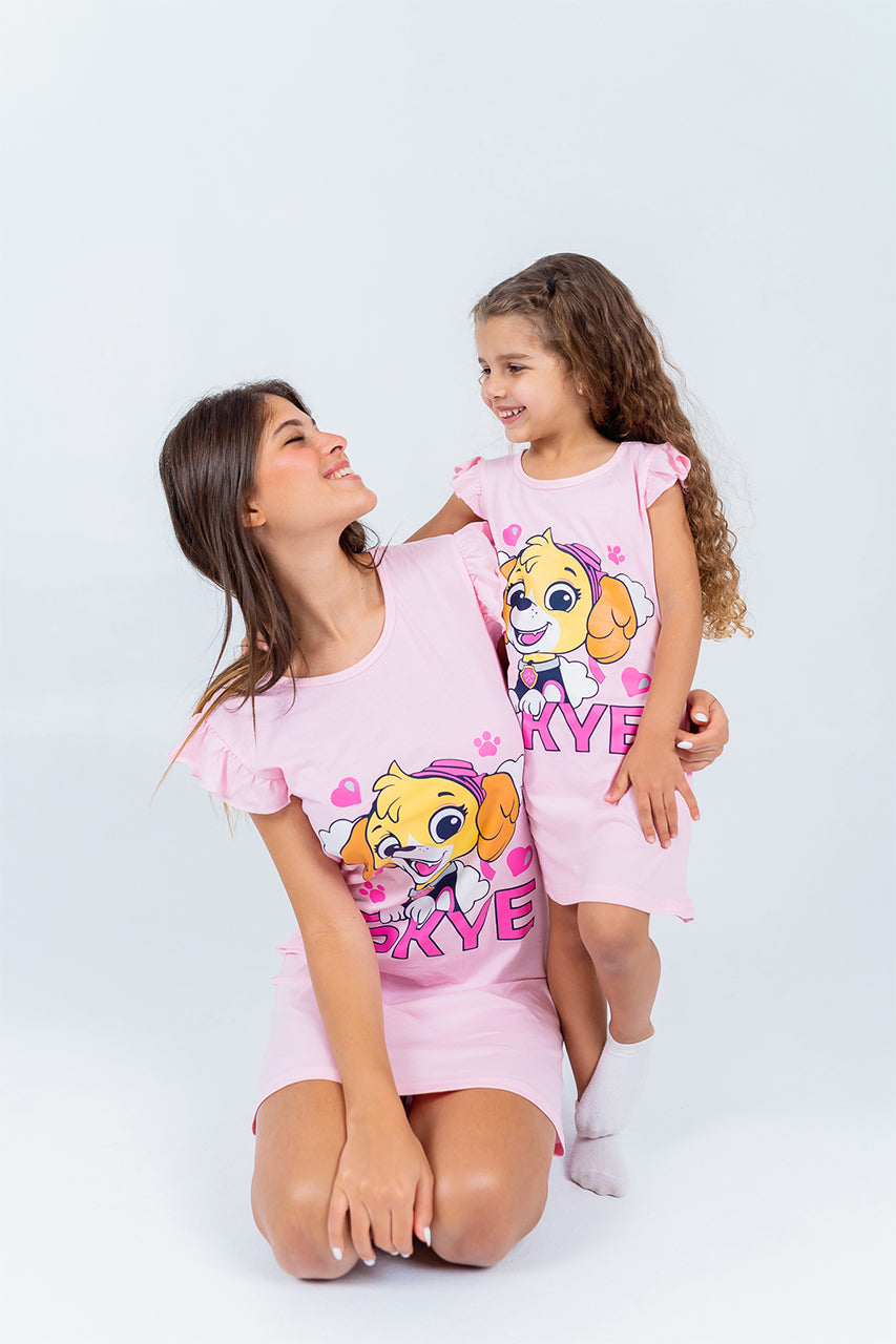 طقم  قميص نوم متشابه للأم والبنت بطبعة skye pink