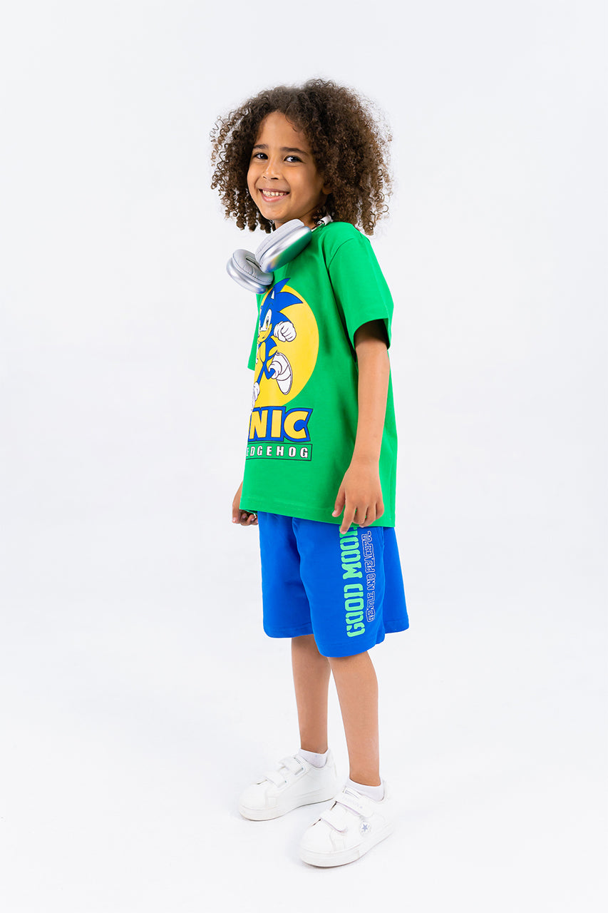 Boy's cotton t-shirt with Sonic design - side view  zoom out