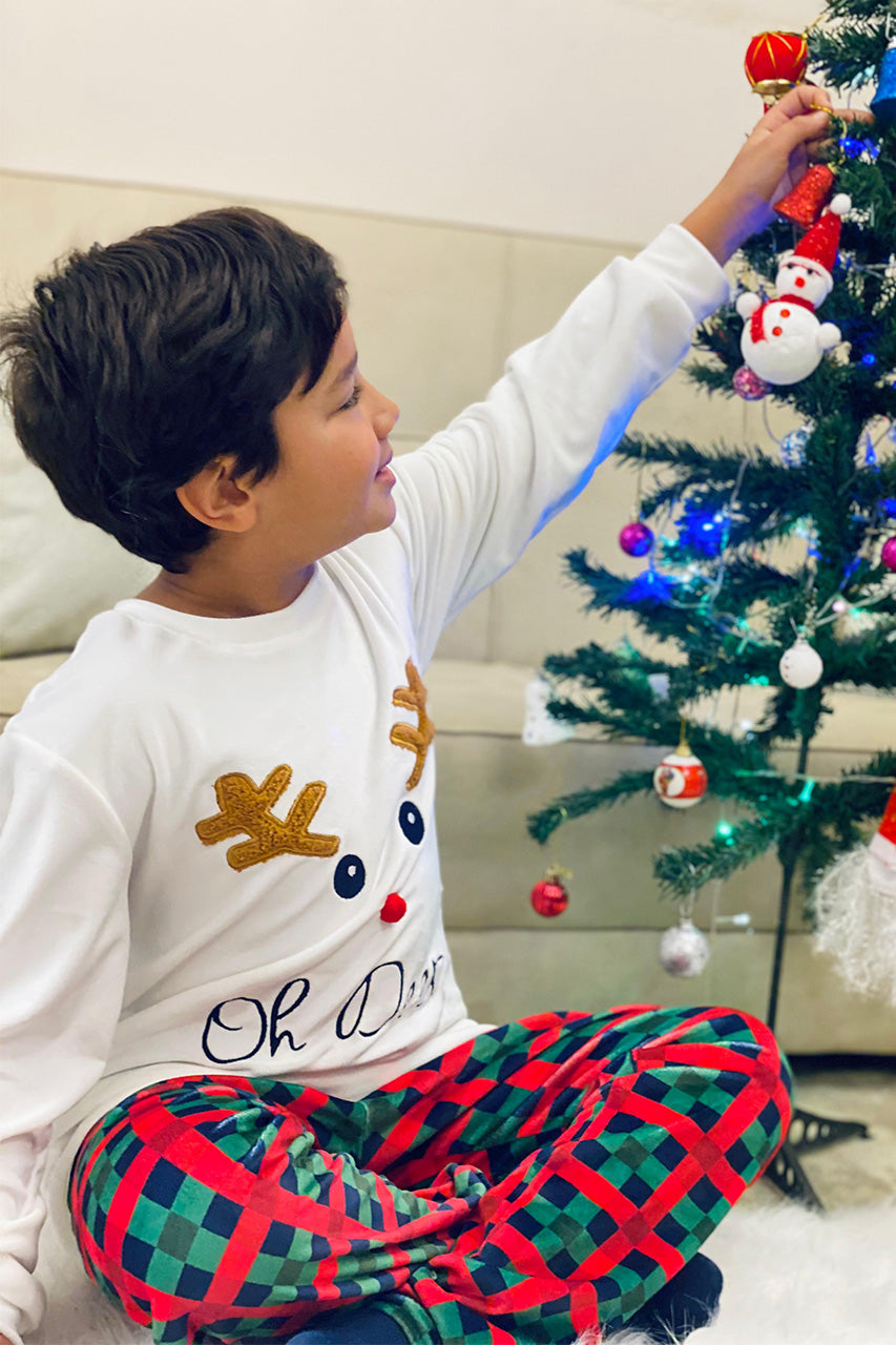 Winter family Matching Christmas pajamas with A deer embroidery - White