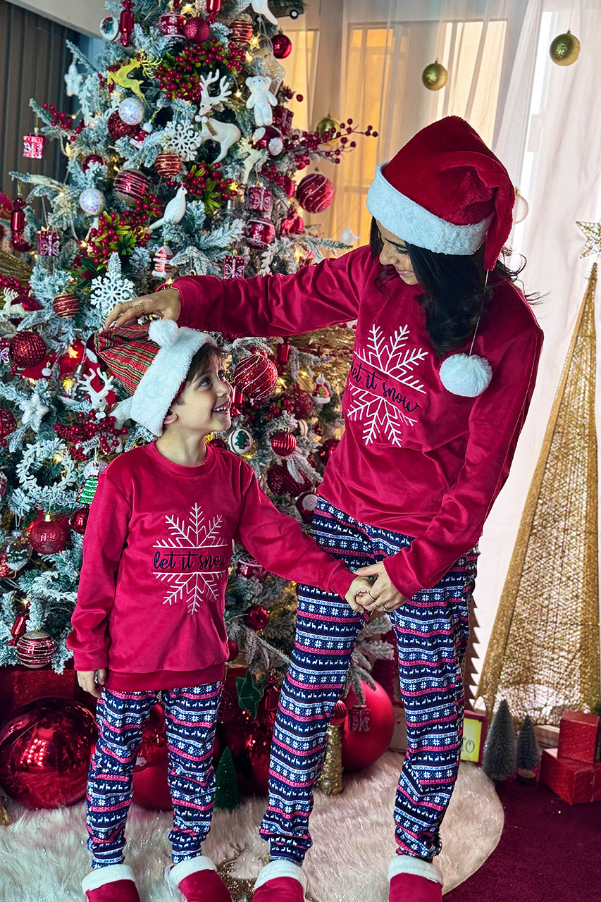 Winter family Matching pajamas with snowflake embroidery Red mommy and son