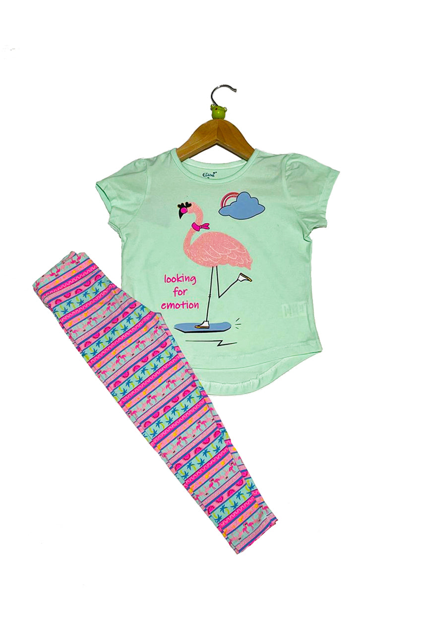 Summer girl's pajamas with Flamingo printed