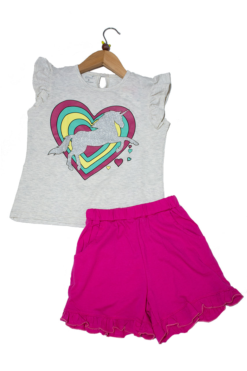 Girl's summer Outfit with unicorn print