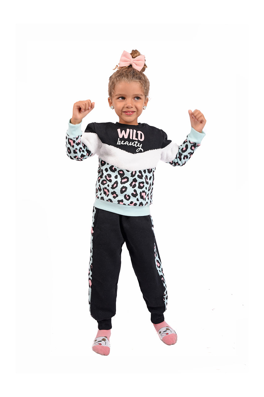 Milton girl's winter pajamas Wild Beauty design