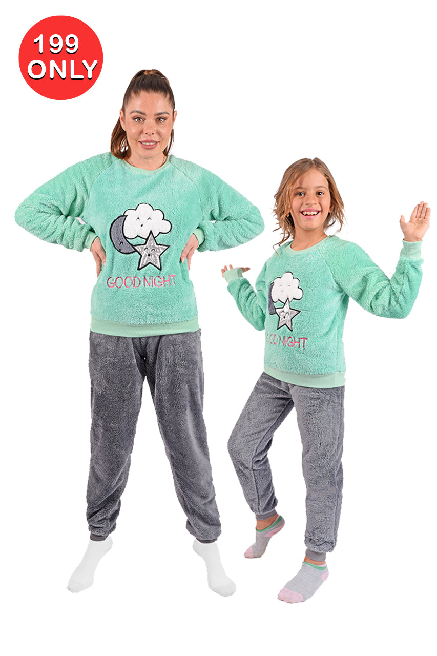 Winter Mommy and girls' fur pajamas with a Good Night design - Cuddles Store